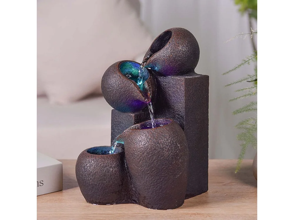 Fuente de resina Zen con LED Luba