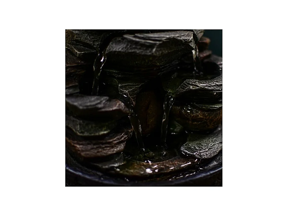 Brunnen aus Harz "Nature Satya"