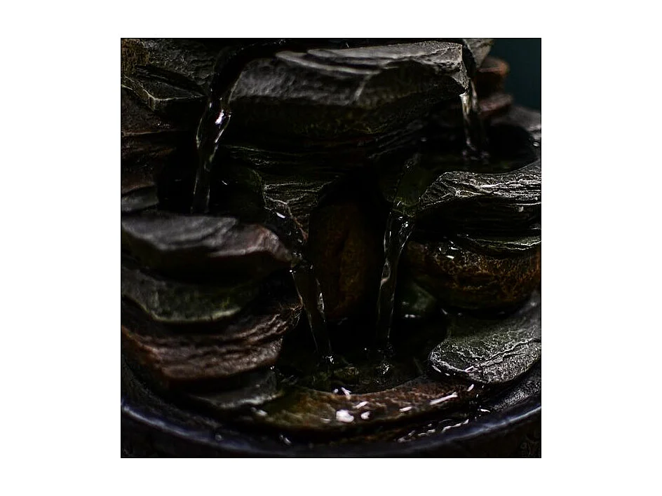 Brunnen aus Harz "Nature Satya"