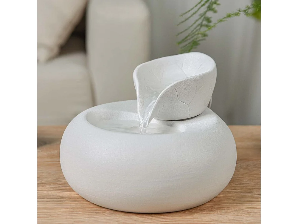 Fontana di design in ceramica Toby