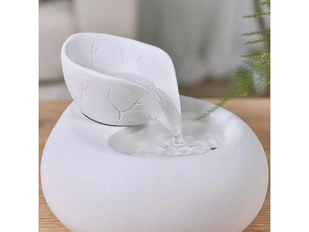 Fontana di design in ceramica Toby