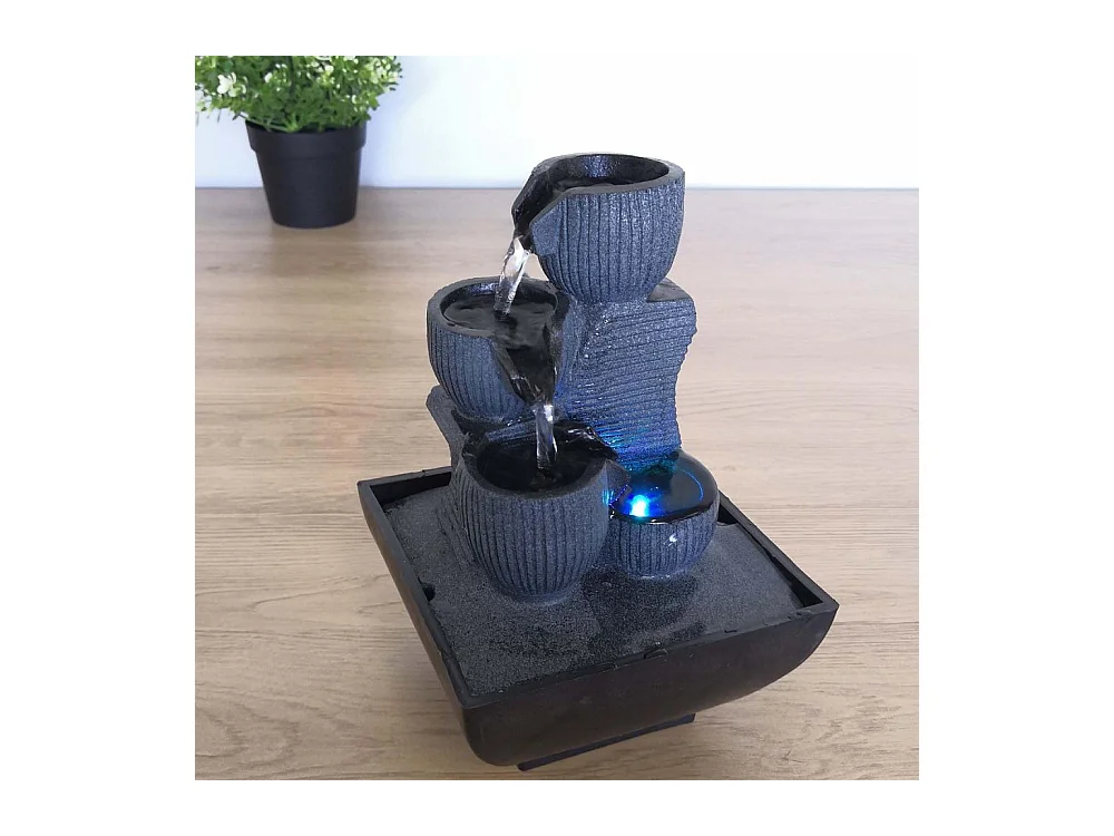 Fontaine d'intérieur variation de couleurs Kini