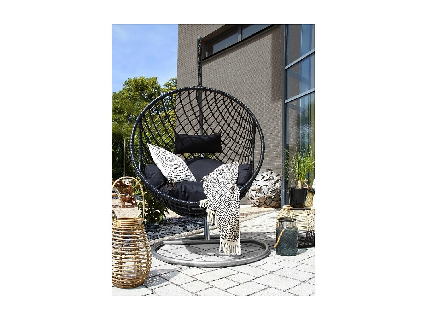 Coperta in cotone bianco a pois neri