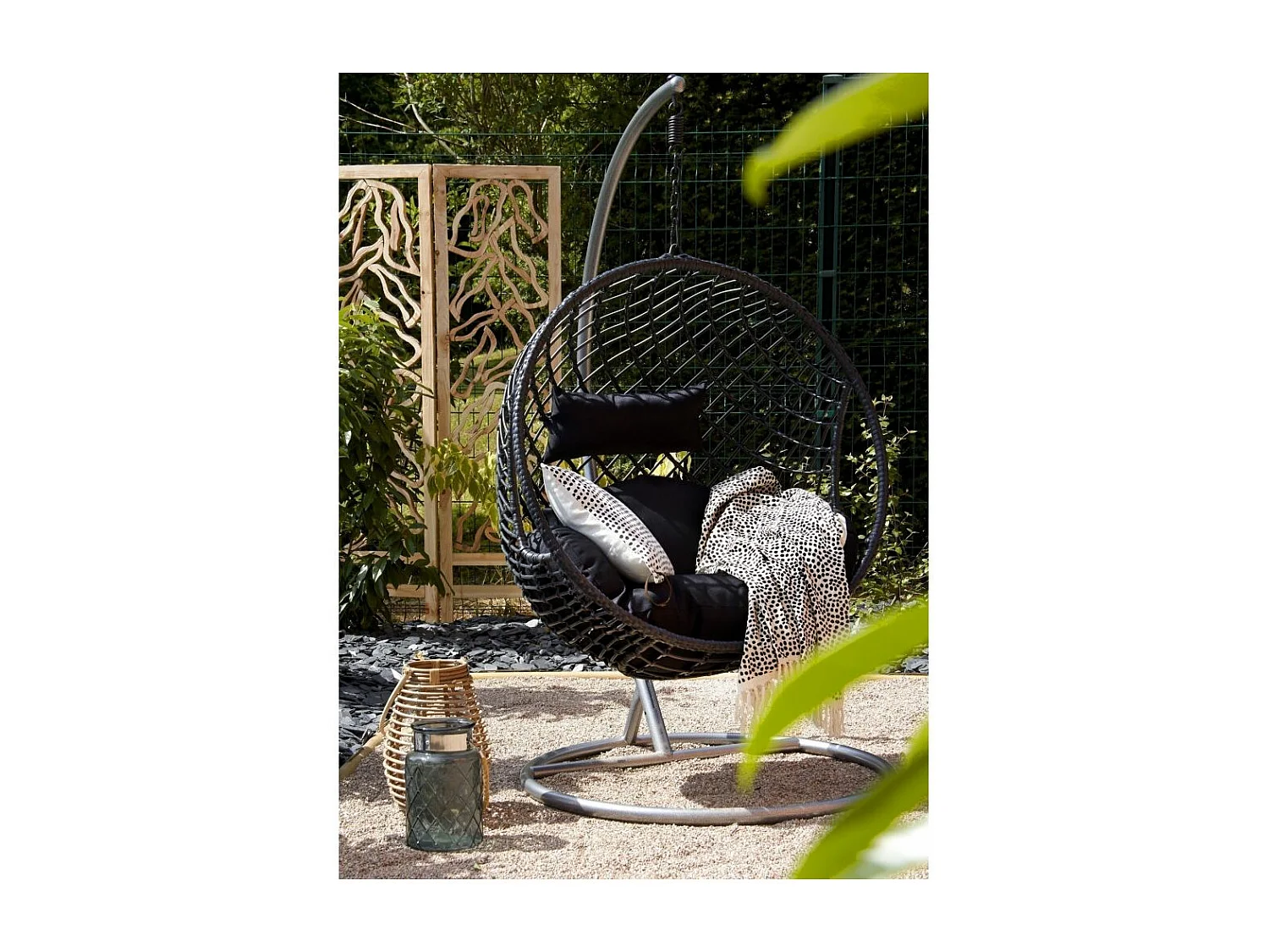 Coperta in cotone bianco a pois neri