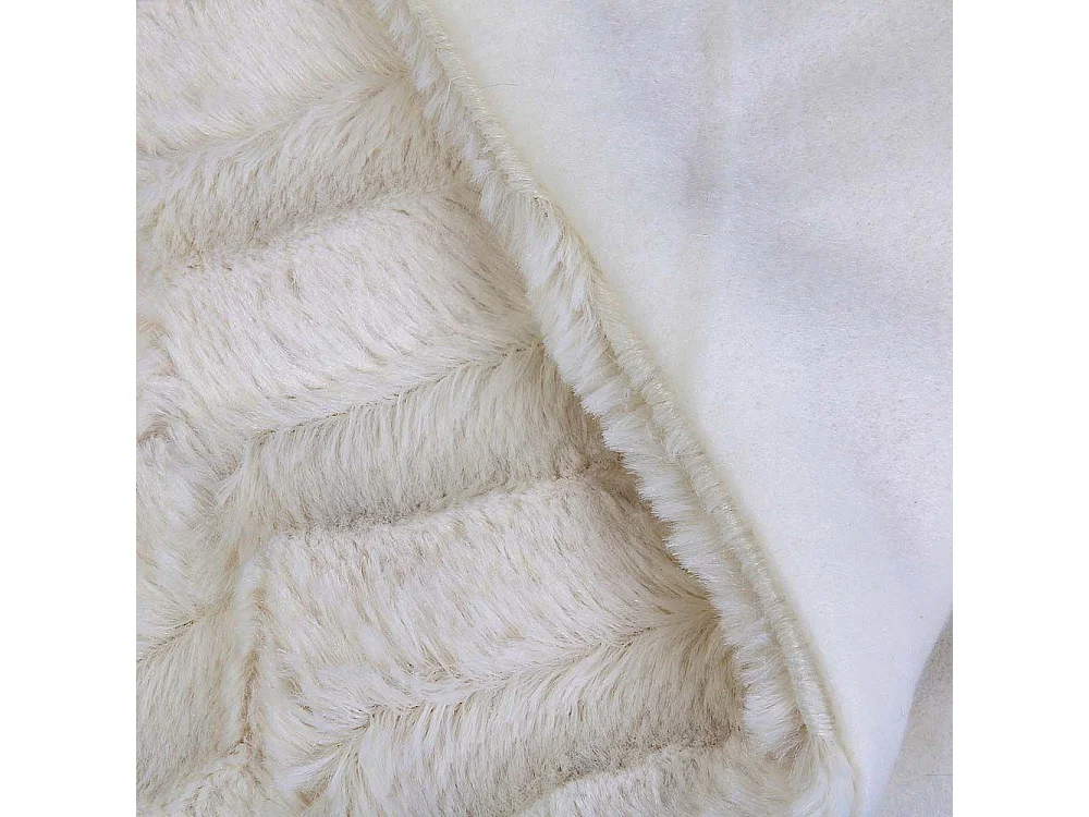 Plaid Imitation Fourrure A Anse Blanc 120x150cm Blanc