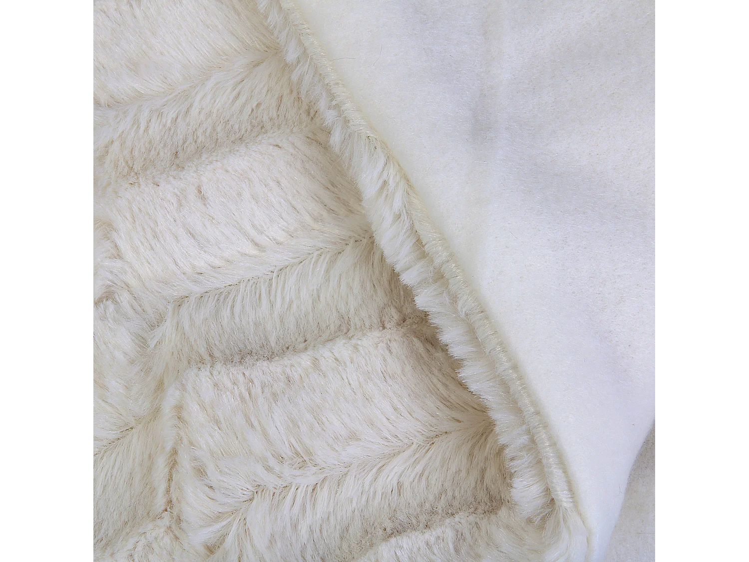 Plaid Imitation Fourrure A Anse Blanc 120x150cm Blanc