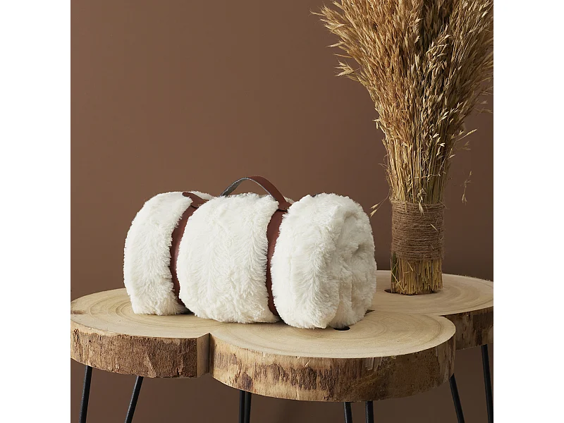 Plaid Imitation Fourrure A Anse Blanc 120x150cm Blanc