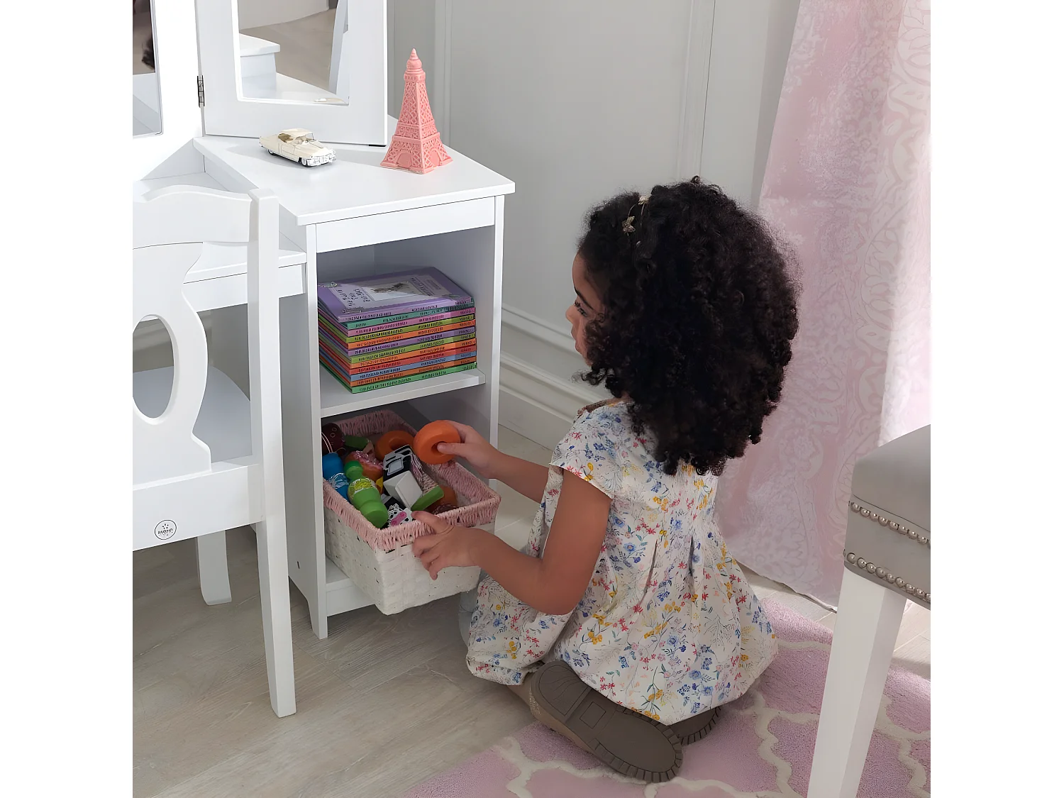 Tocador de madera grande para niños