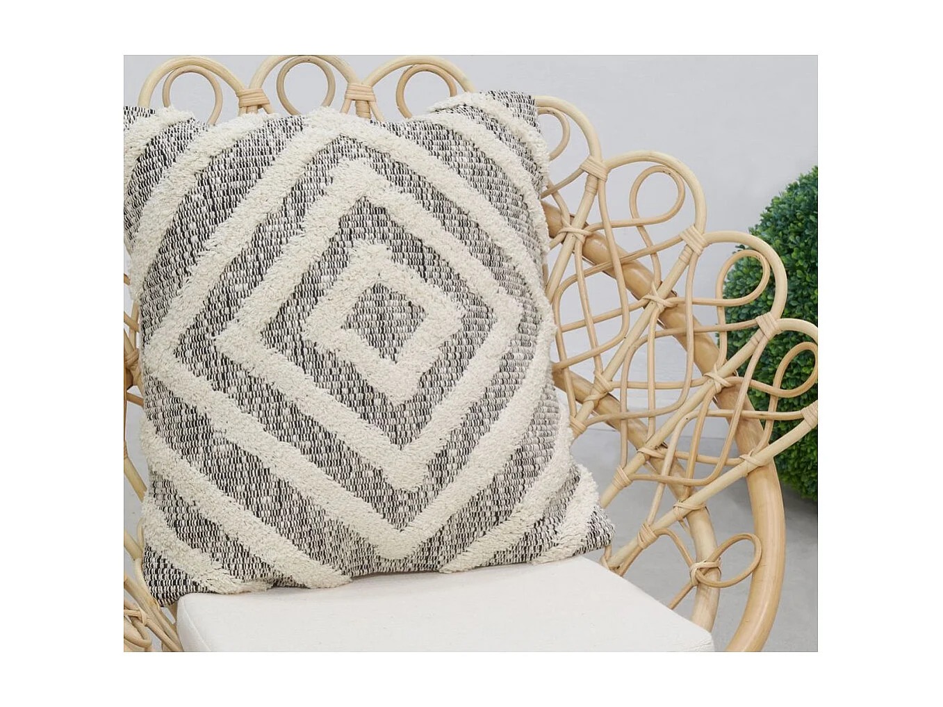 Coussin en coton écru et beige Losanges