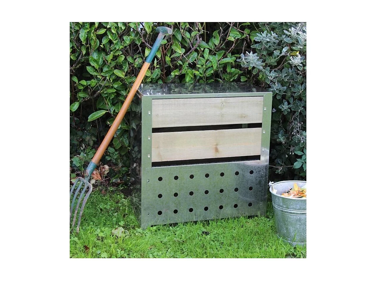 Cubo de compostaje de acero y madera 200L