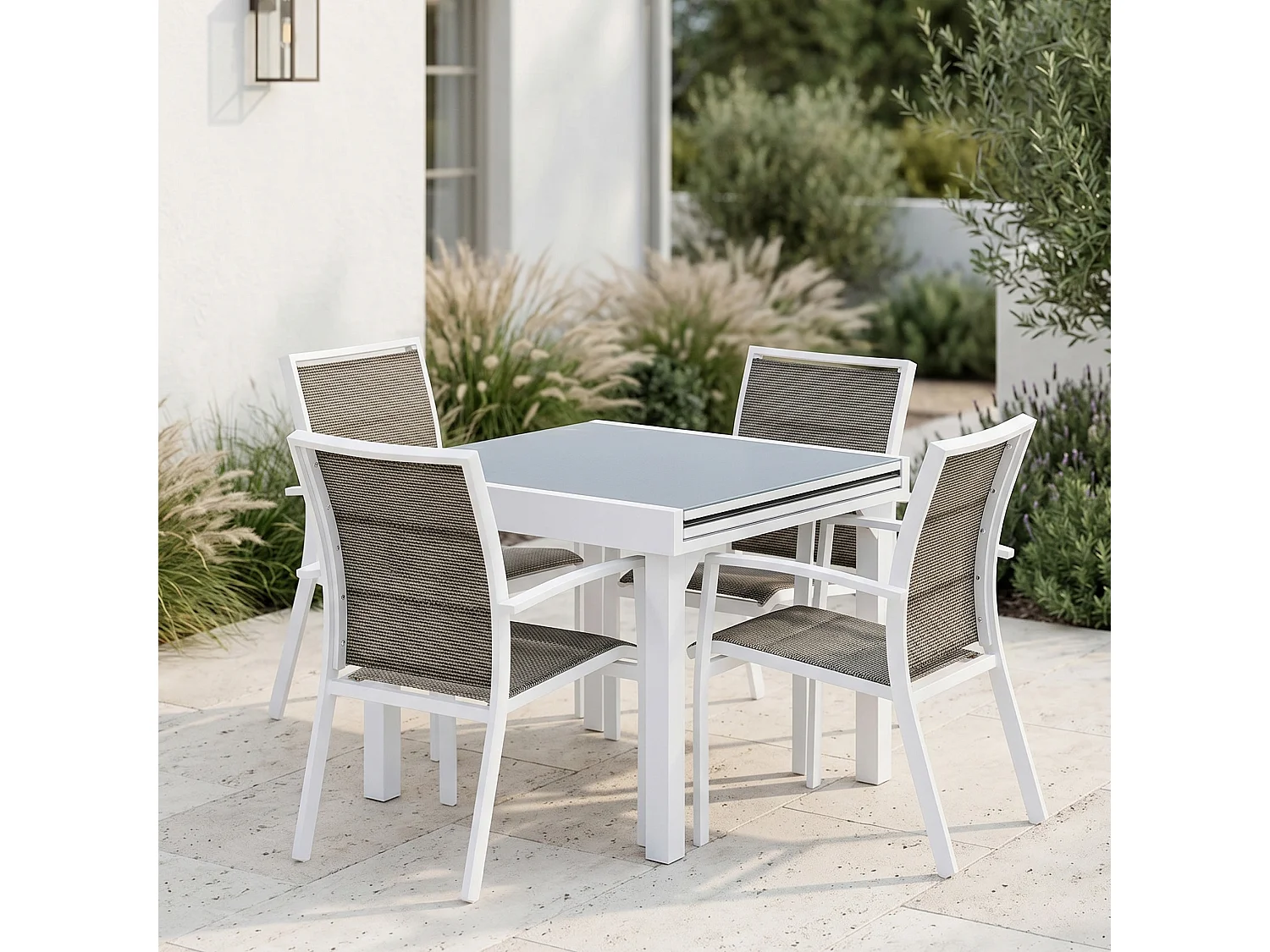 Ensemble MODULO 4/8p en aluminium blanc et verre trempé gris perle avec 4 fauteuils en textilène