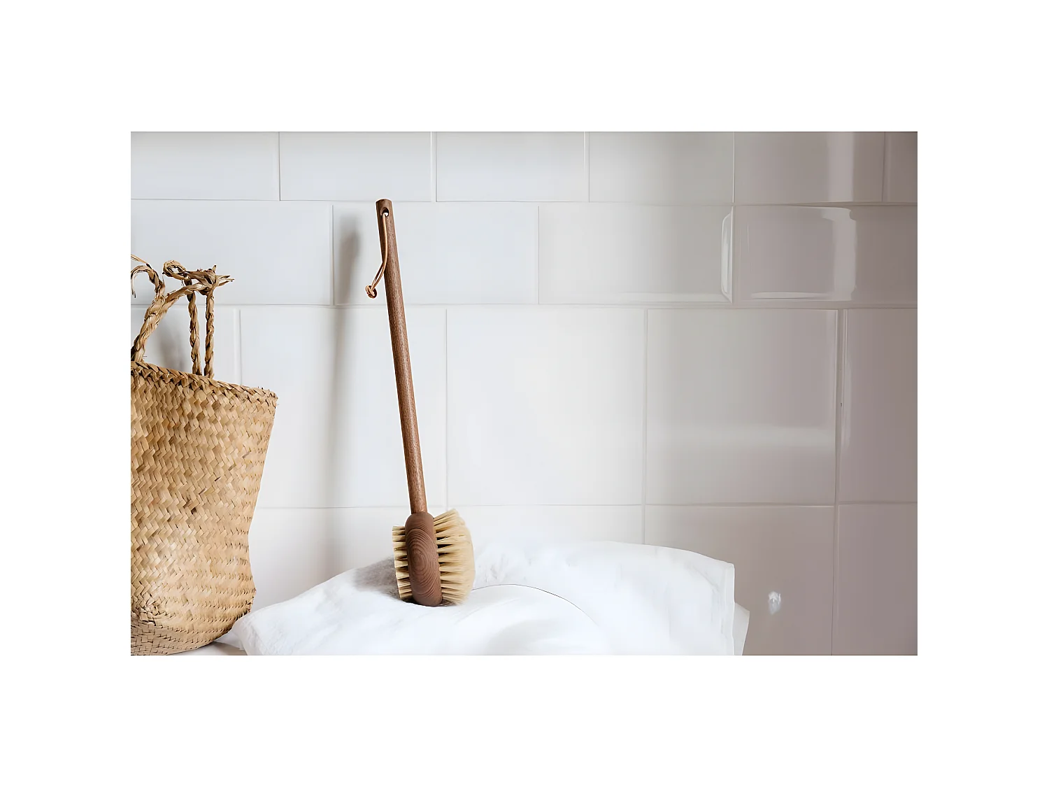 Spazzola posteriore in legno di frassino