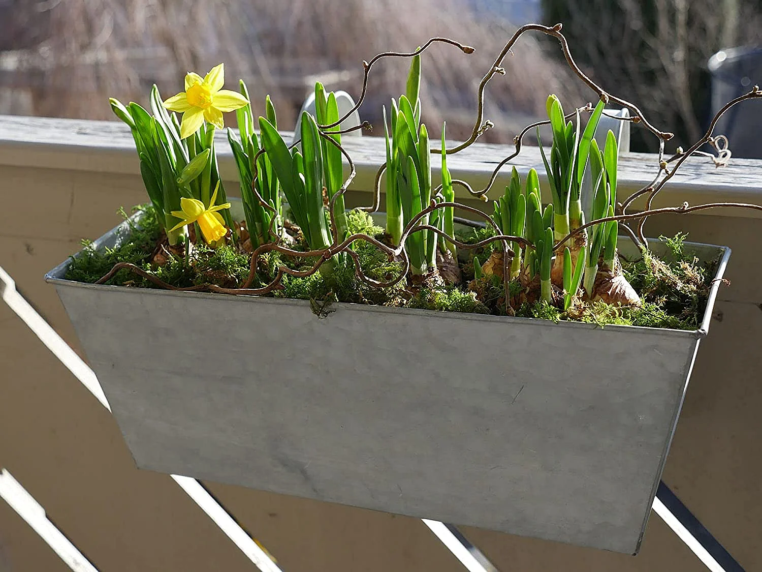 Jardinière balcon en zinc à suspendre