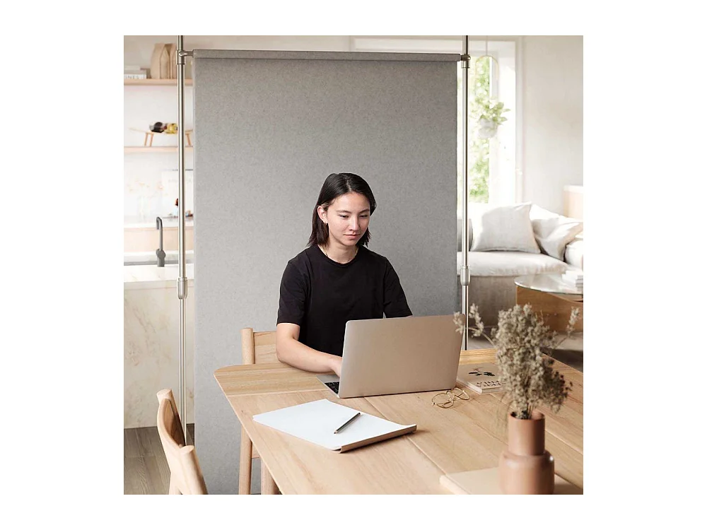 Tringle extensible pour séparation de pièce Anywhere