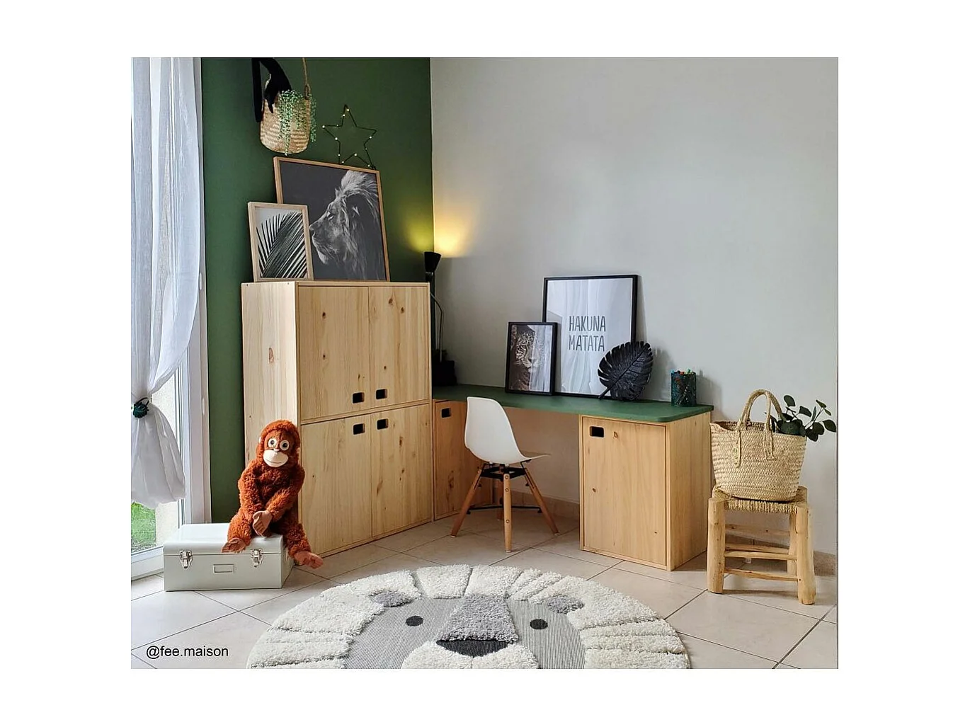 Armoire en pin brut 2 portes 4 tablettes Dinamic