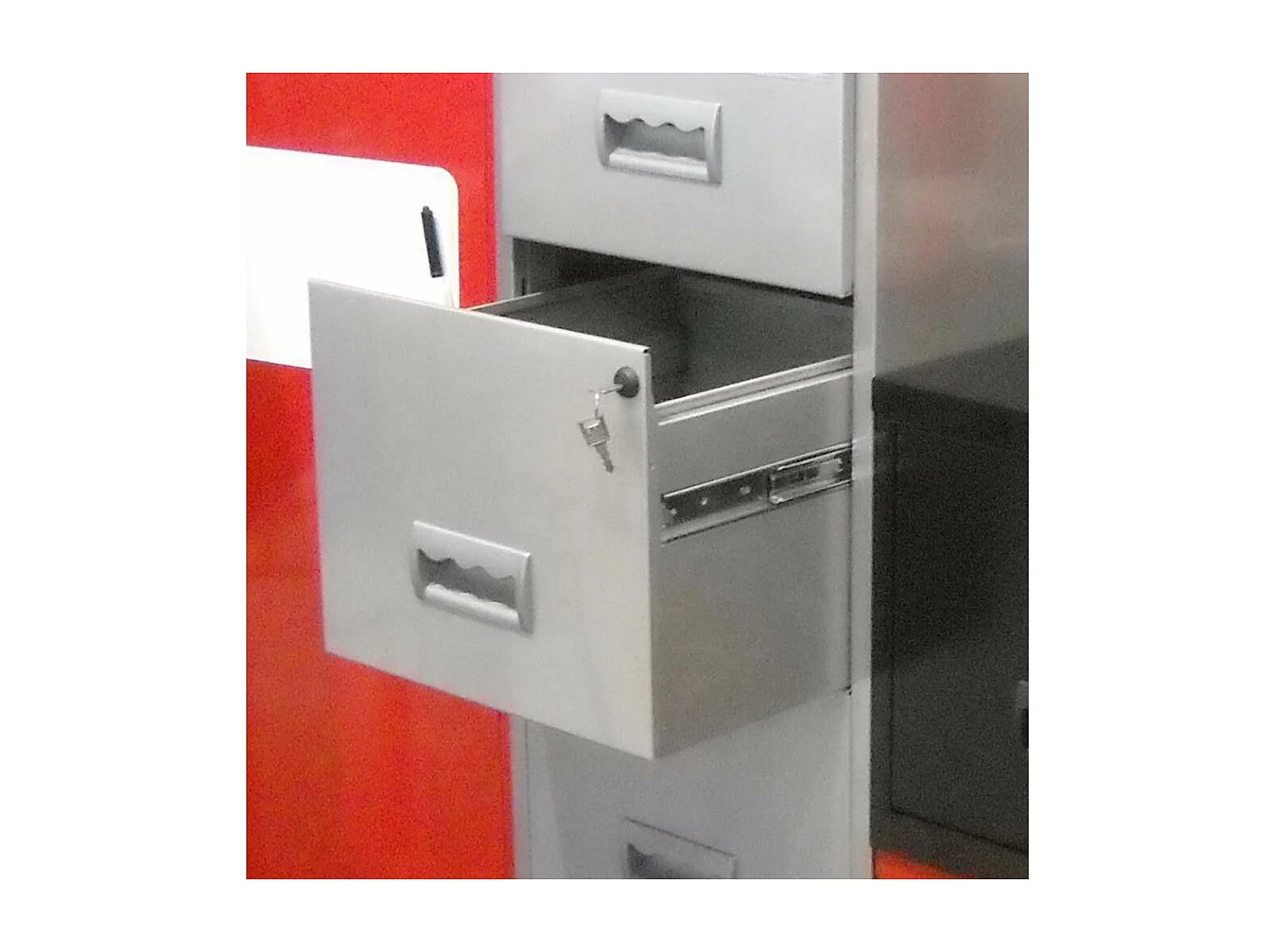 Colonne de rangement en acier 3 grands tiroirs Alu