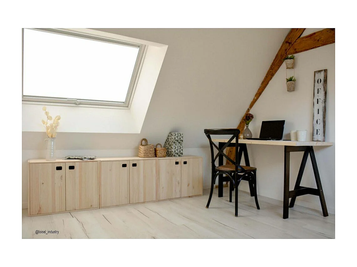 Armoire en pin brut 2 portes 3 tablettes Dinamic