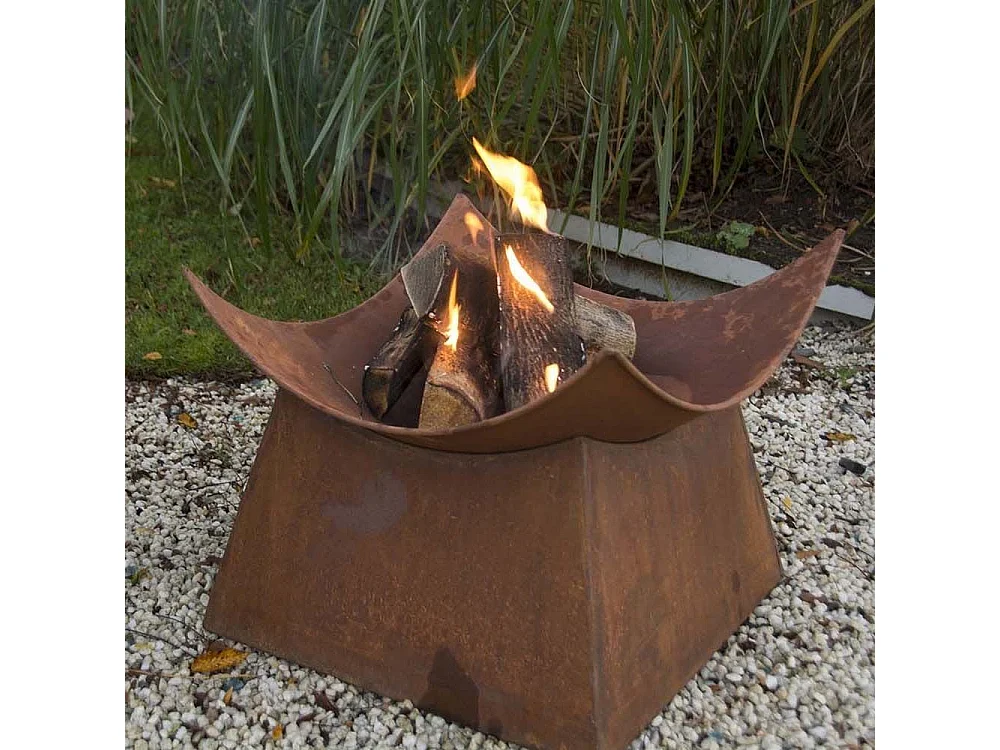 Vasque carrée aspect rouillé