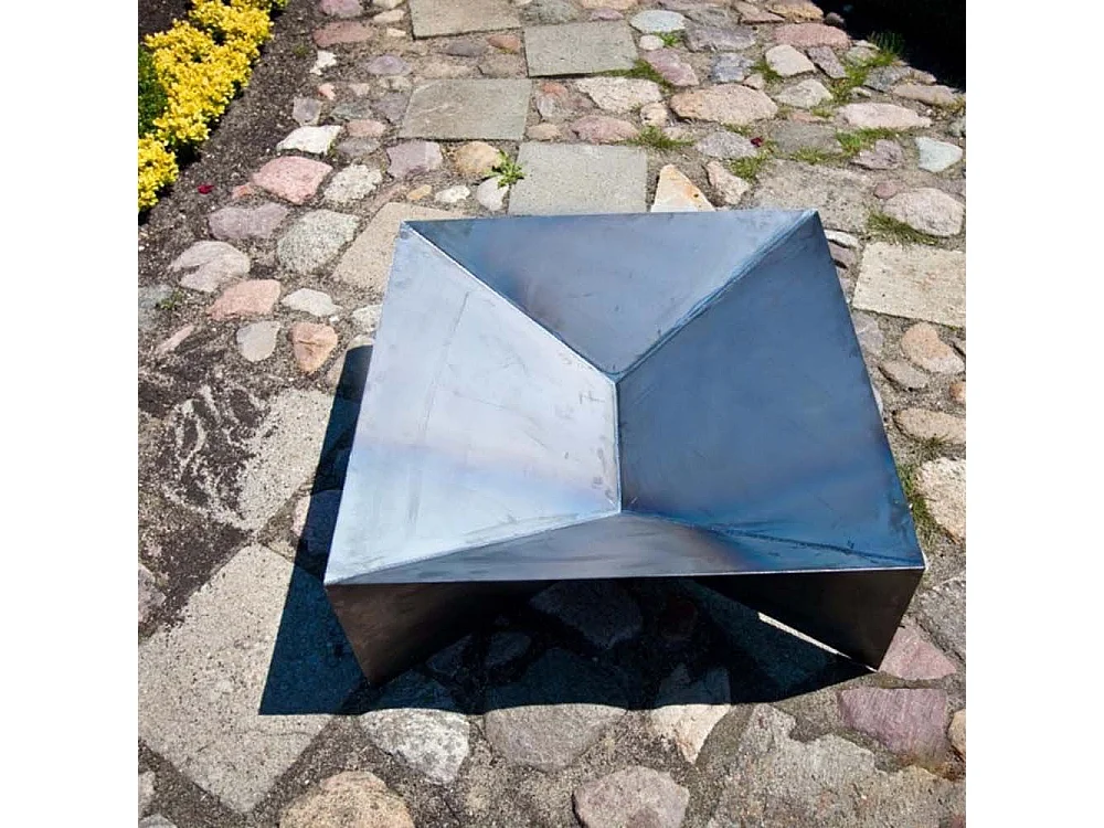 Brasero de jardin carré DINE 60x60 cm en acier