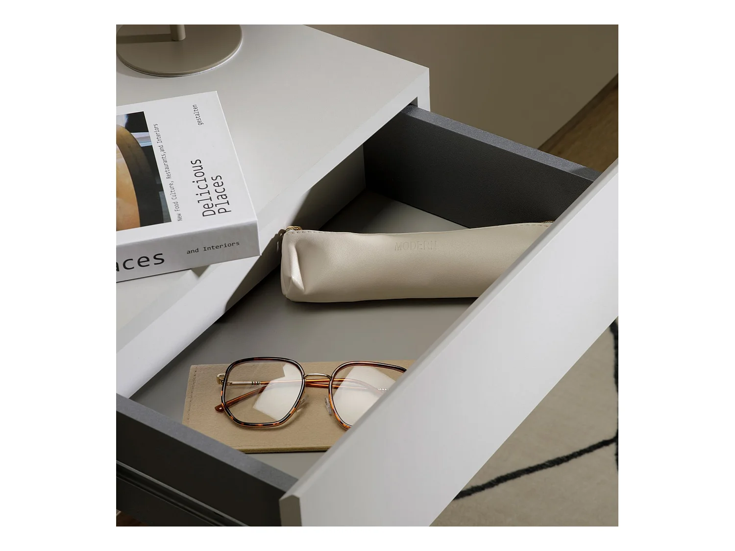 Chevet suspendu OCEANE, étagère murale avec 1 tiroir sans poignée, en bois gris clair mat