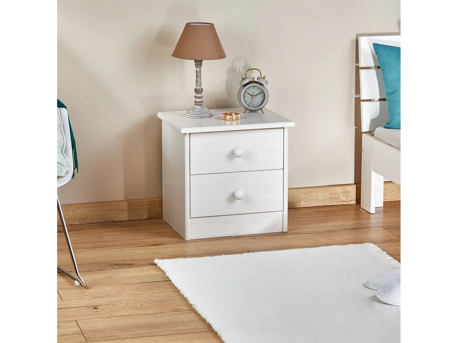 Table de chevet RONDO avec 2 tiroirs, table de nuit en pin massif, chevet en bois lasuré blanc