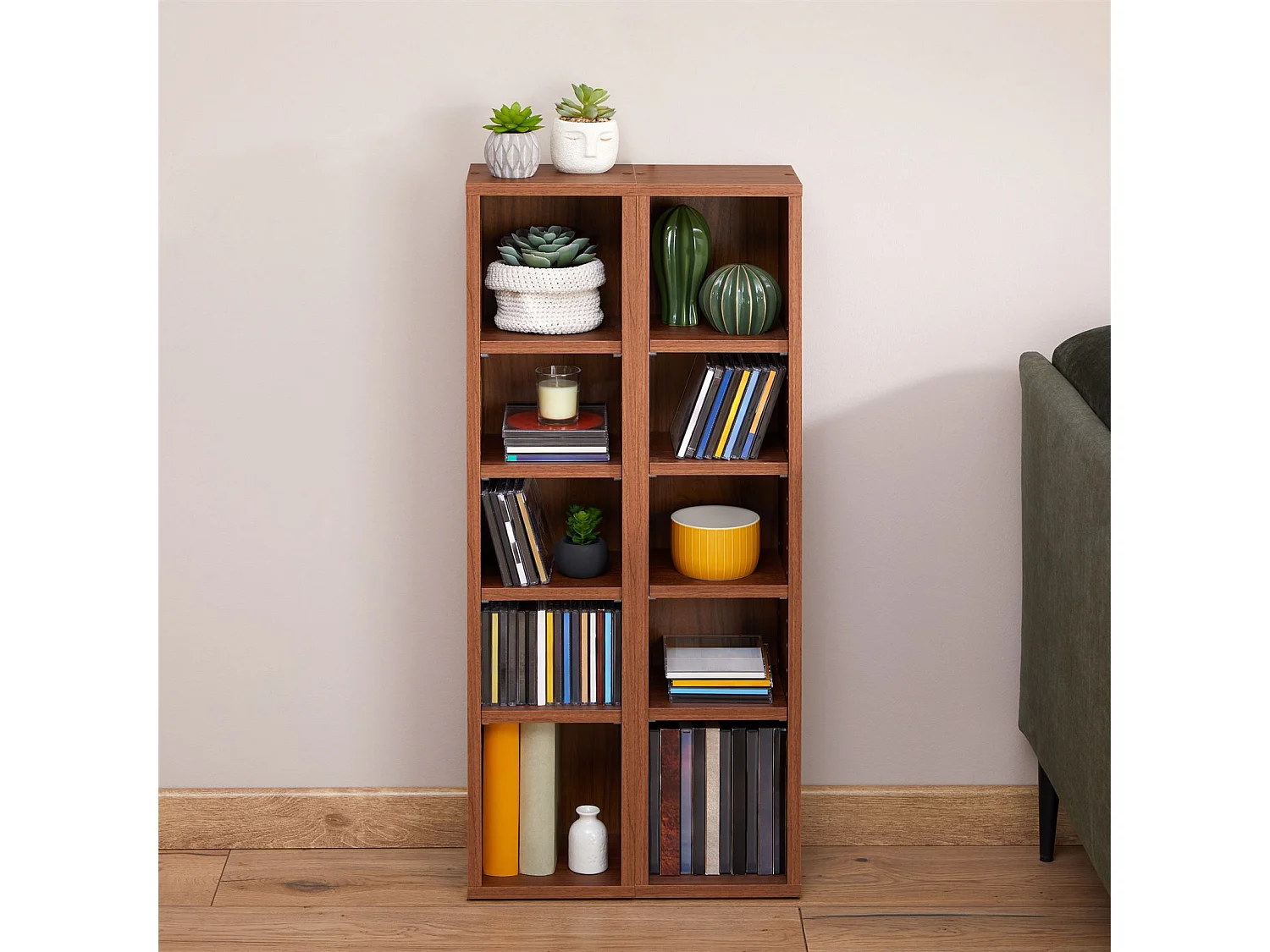 Etagères modulables MUSIQUE pour CD et DVD, lot de 2 meubles de rangement en colonne avec 10 compartiments en mélaminé couleur noyer