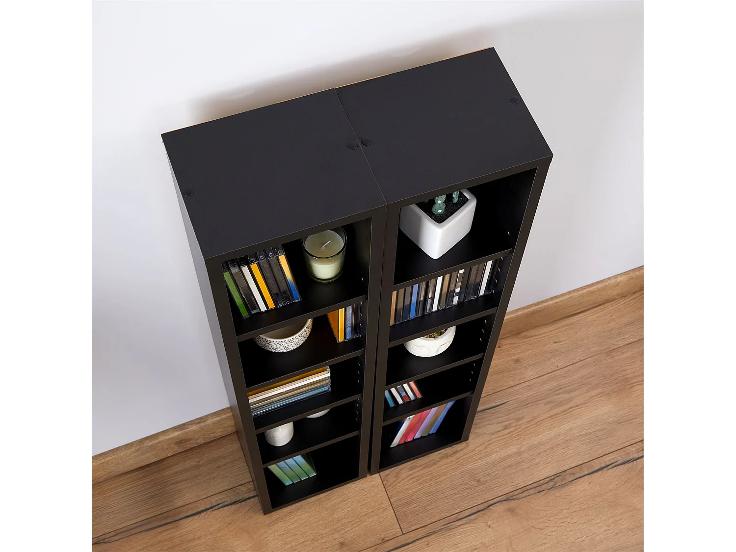 Etagères modulables MUSIQUE pour CD et DVD, lot de 2 meubles de rangement en colonne avec 10 compartiments, en mélaminé noir mat