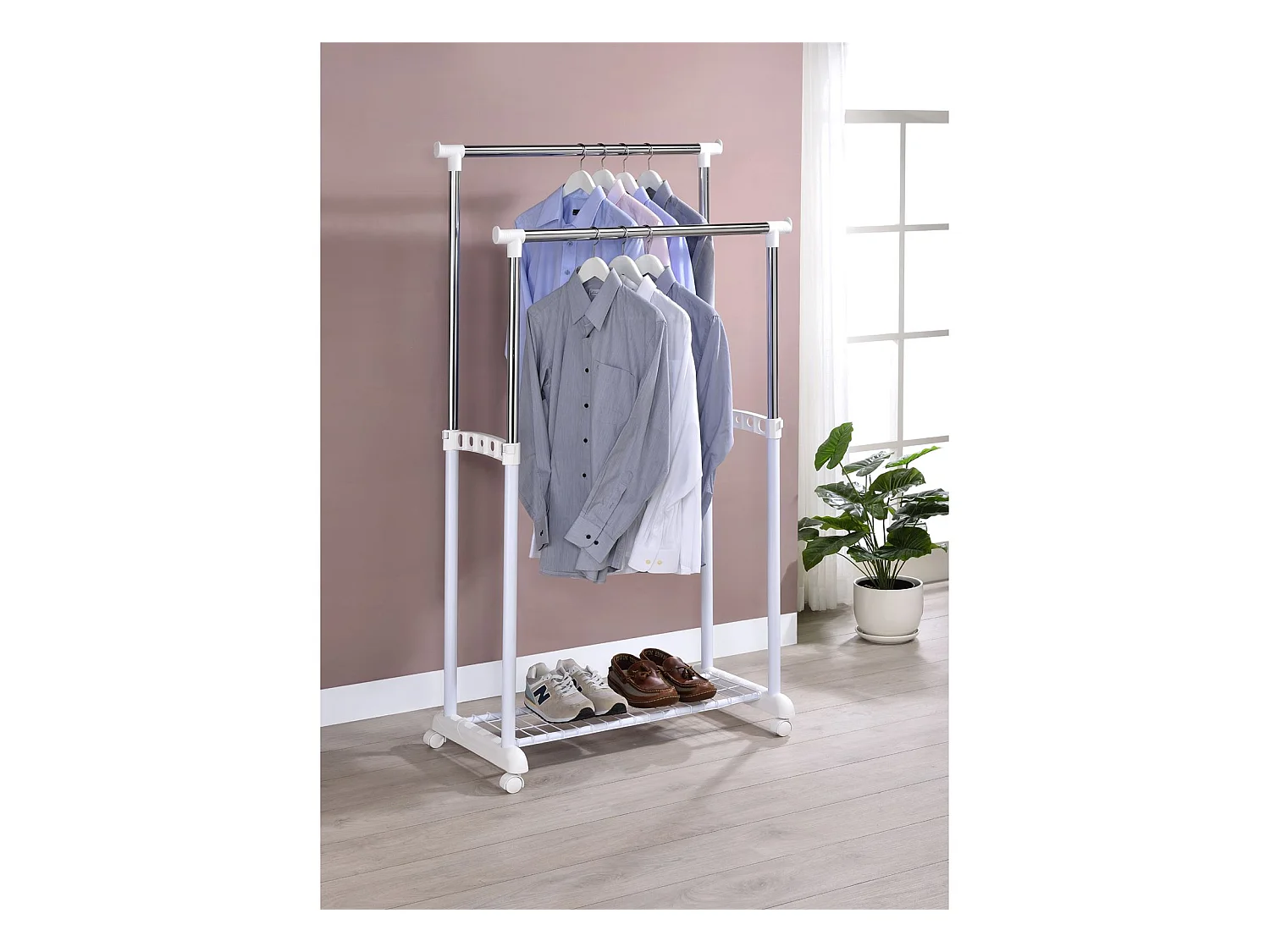 Portant à vêtements GROSSO penderie double sur roulettes vestiaire mobile barres de hauteur réglable et 1 tablette, chromé et blanc