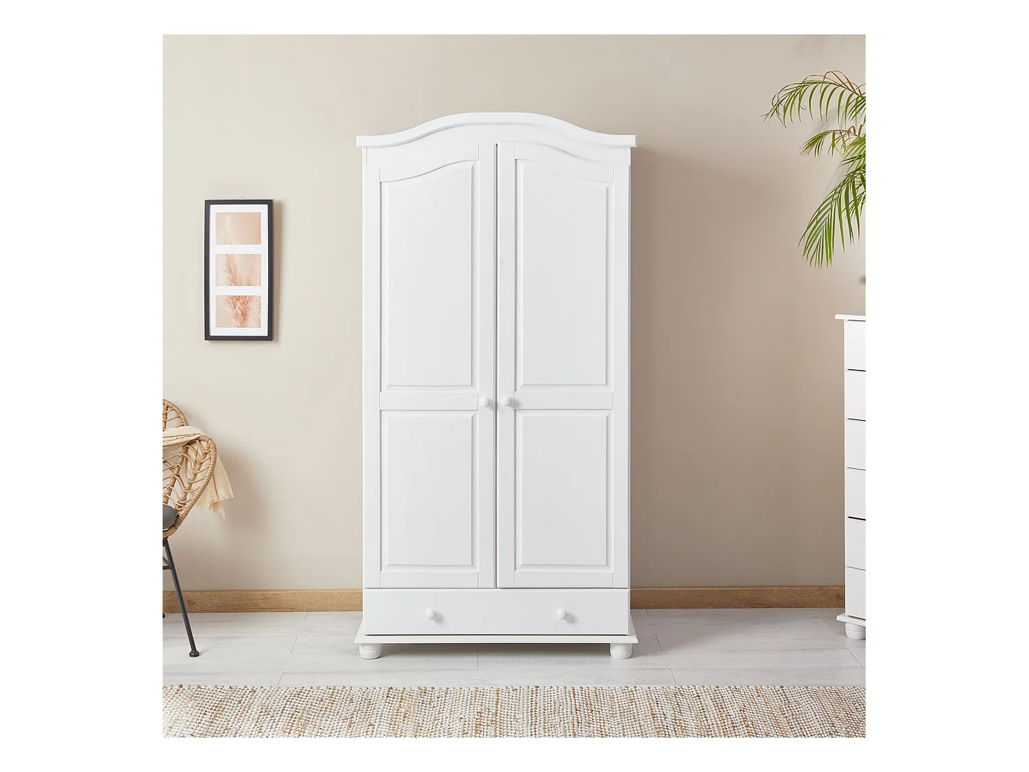 Armoire BERGEN dressing pour vêtements avec 2 portes penderie 1 tringle et 1 étagère et 1 tiroir, en pin massif lasuré blanc