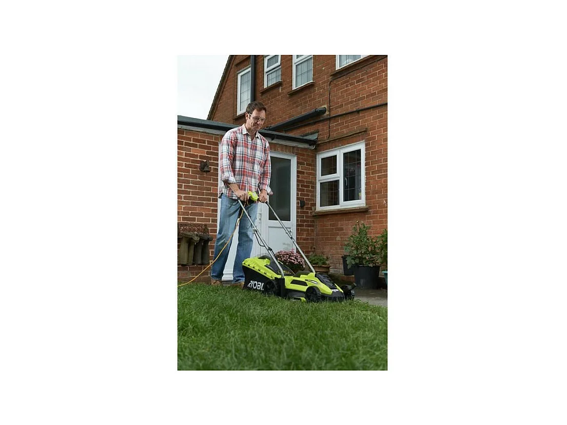 RYOBI Tondeuse electrique 1300W RLM13E33S