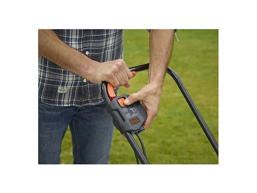 Tosaerba BLACK & DECKER 32cm 1200W BEMW451