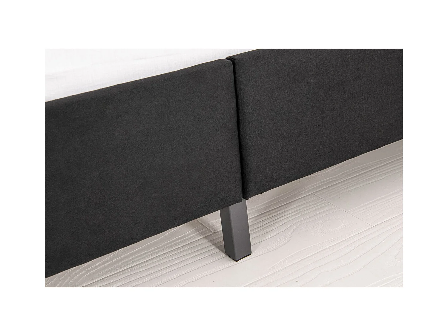 Lit 160x200 cm en velours noir CAMBRIDGE