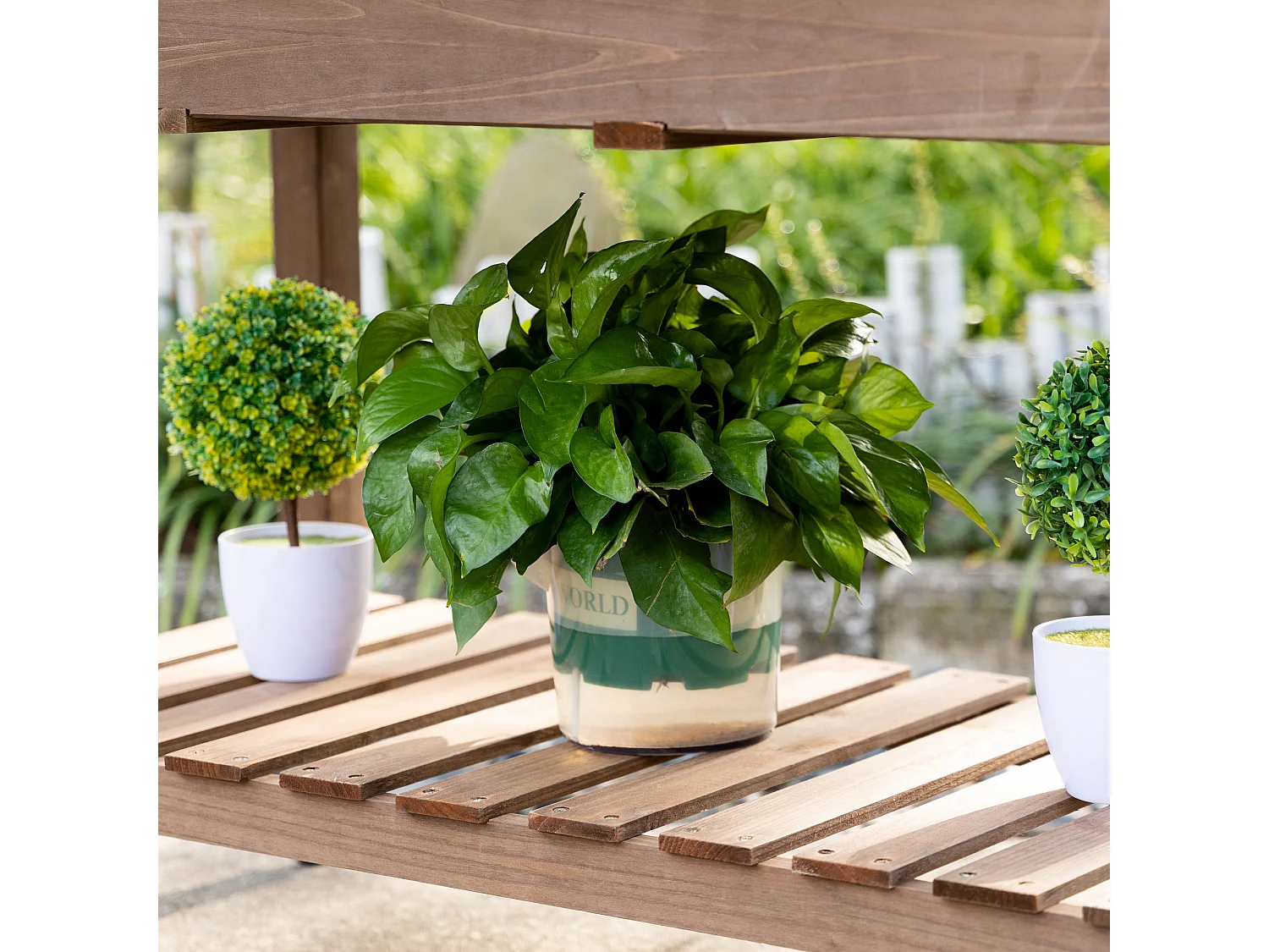 Jardinière sur pied - potager sur roulettes - étagère, tablette rabattable, inserts d'irrigation, feutre drainage - bois pré-huilé foncé