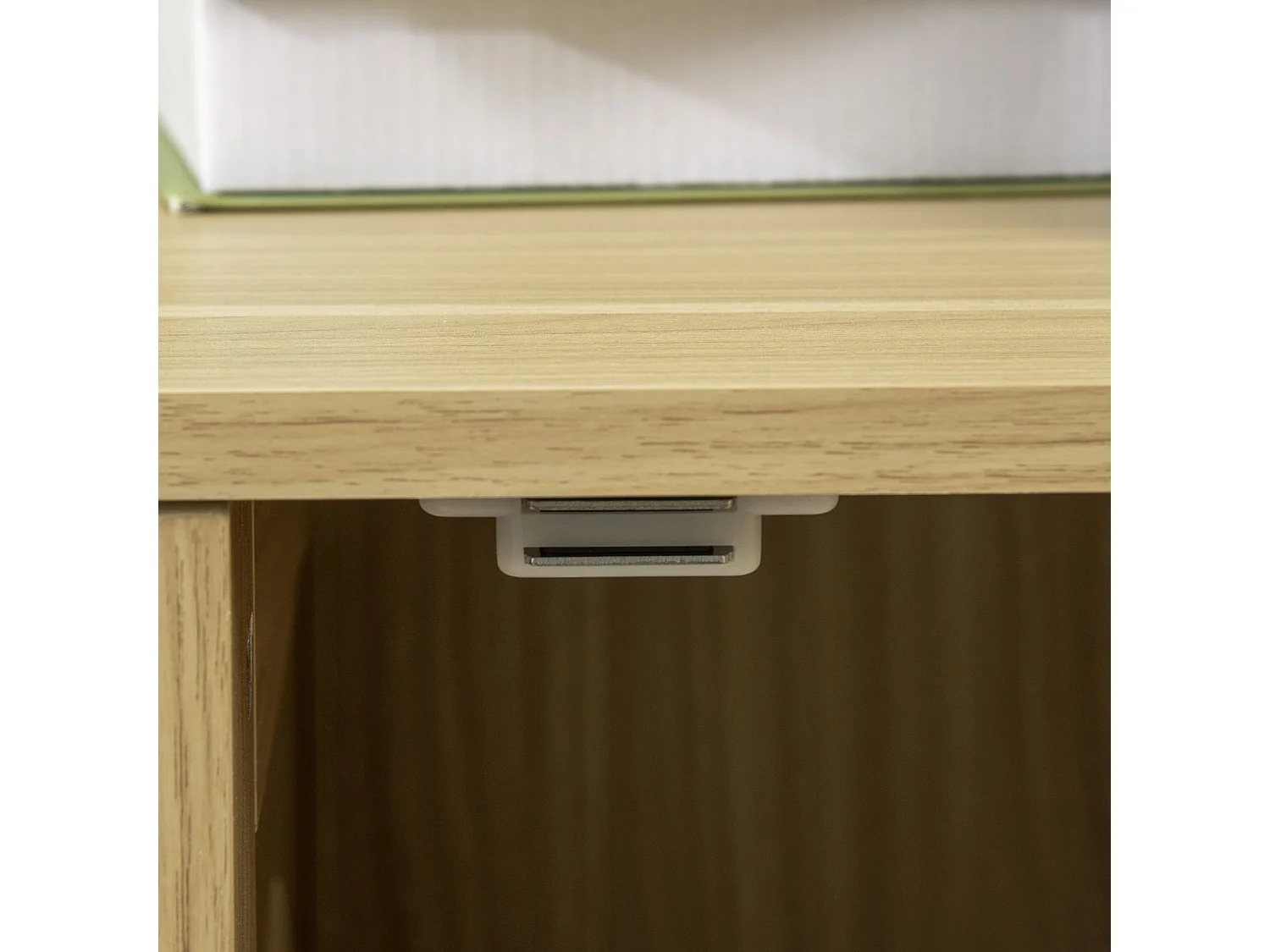 Maison de toilette pour chat style industriel porte entrée latérale boule suspendue châssis acier aspect bois clair