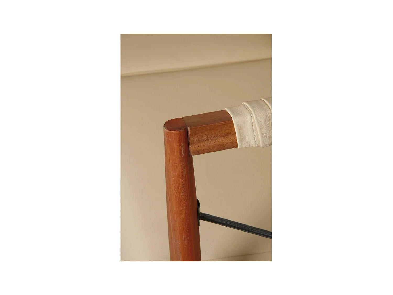 Fauteuil en bois de suar massif et métal