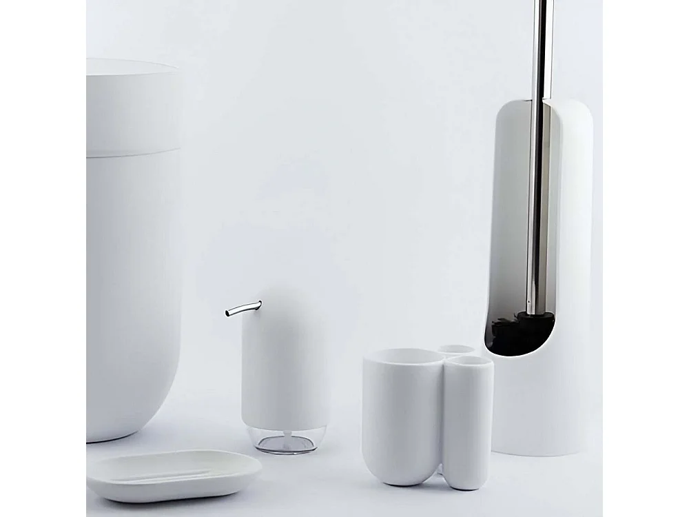 Gobelet avec porte brosse à dents