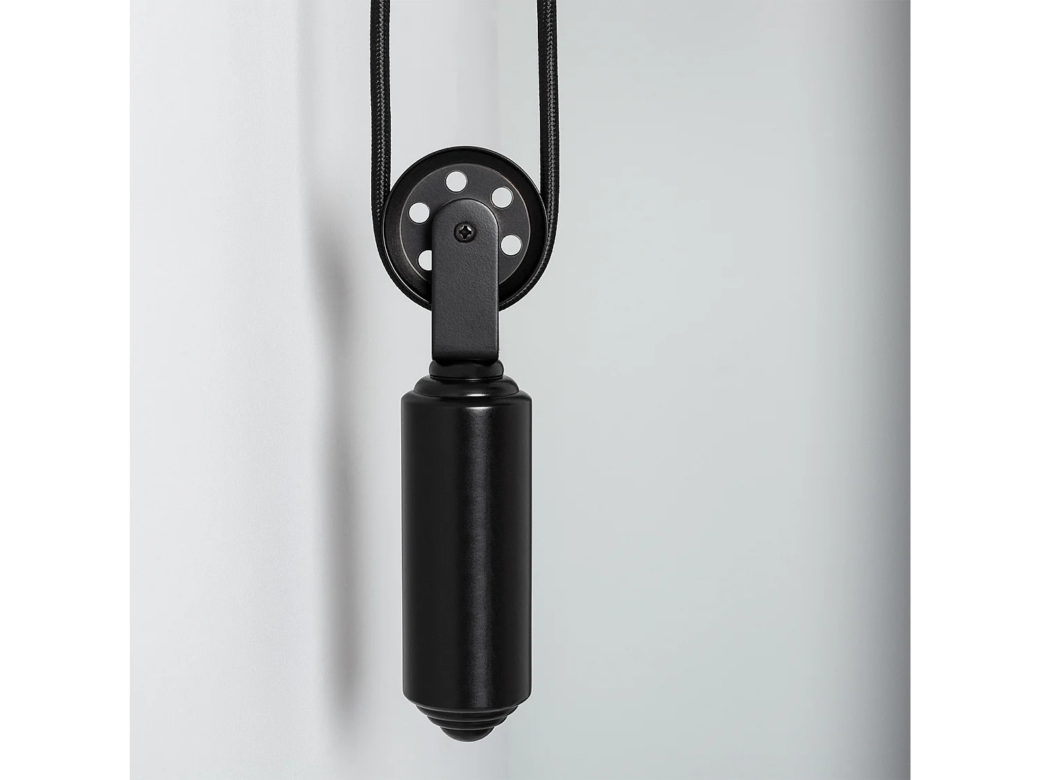 Lámpara de Pared de Metal Auala Negro