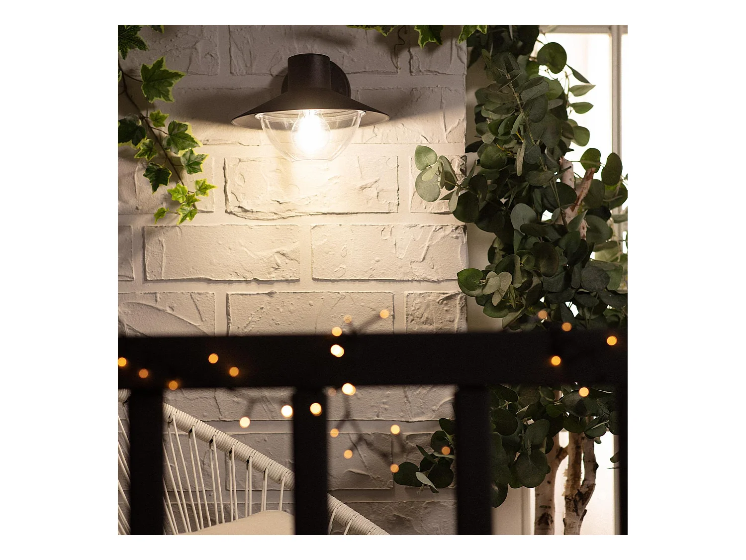 Lampada da parete Neiva Nero