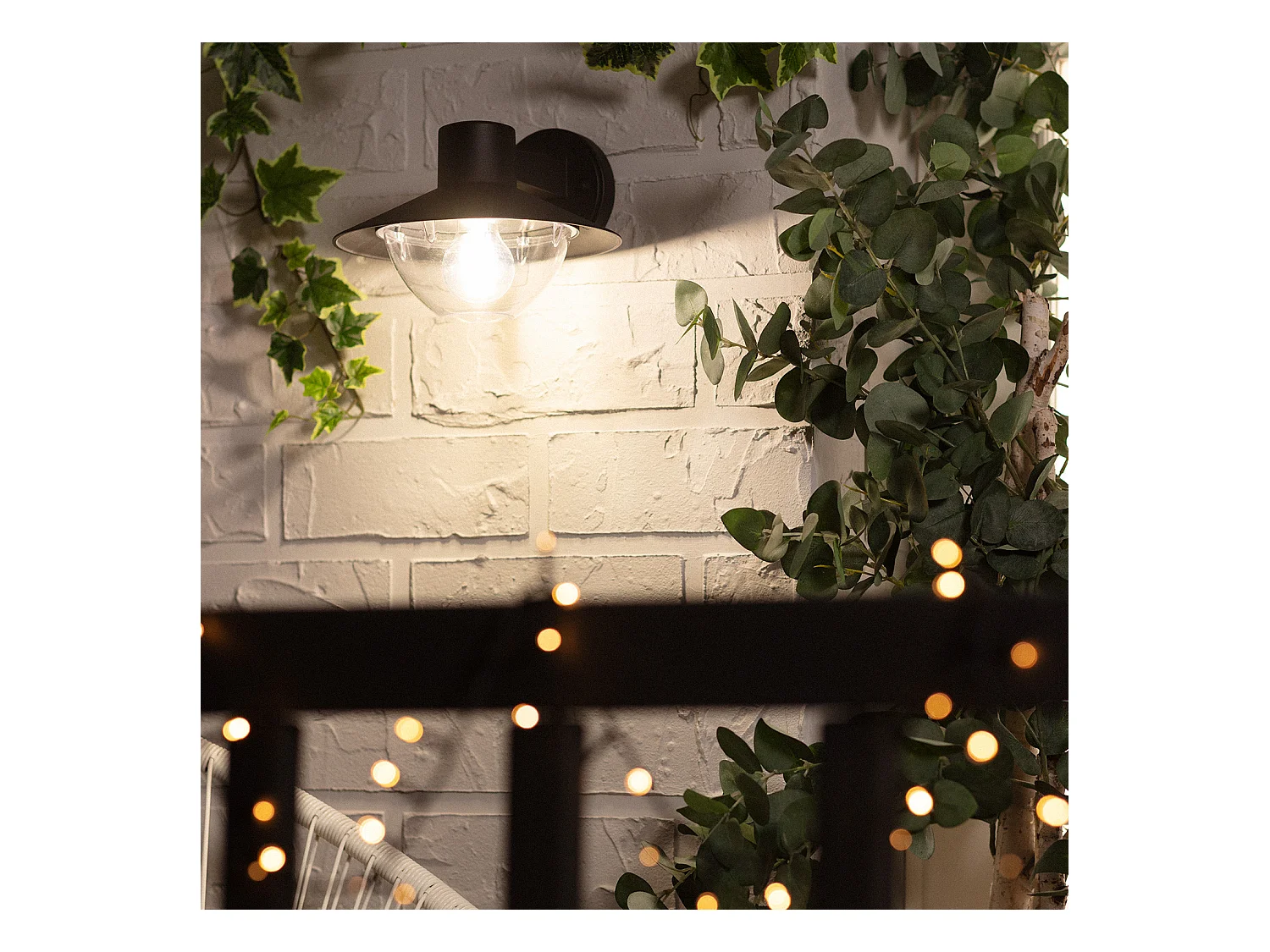 Lampada da parete Neiva Nero