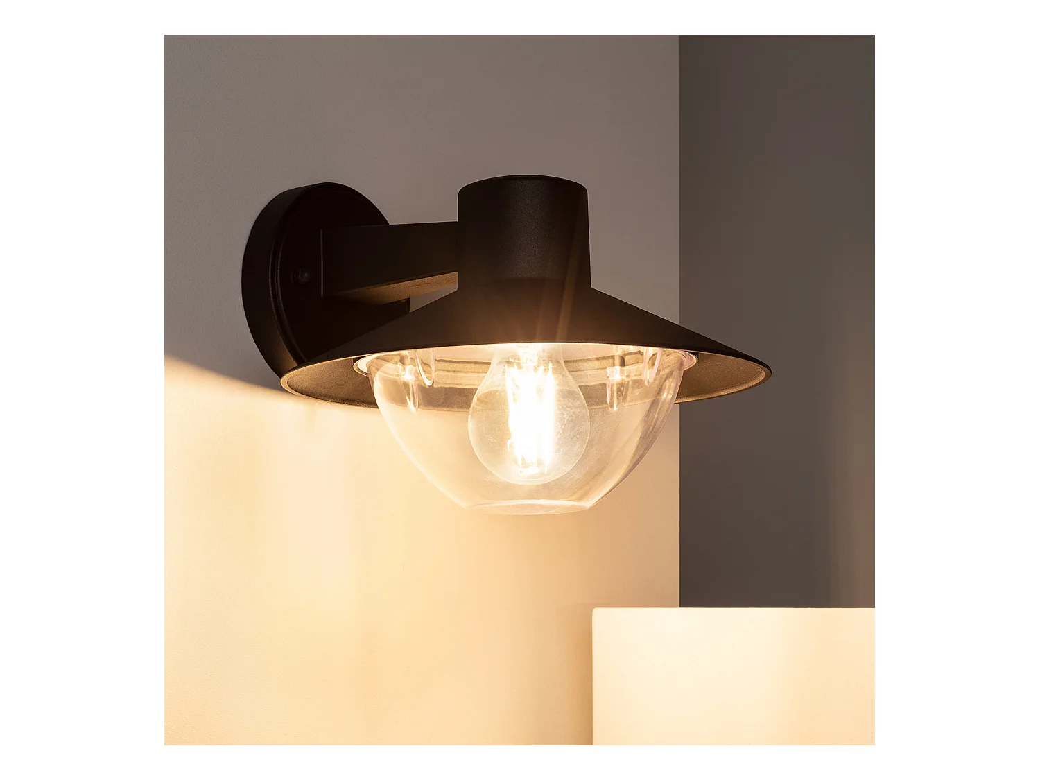 Lampada da parete Neiva Nero