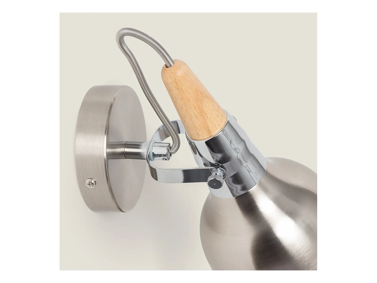 Lámpara de Pared Orientable Aluminio 1 Foco Plata Emer Plateado