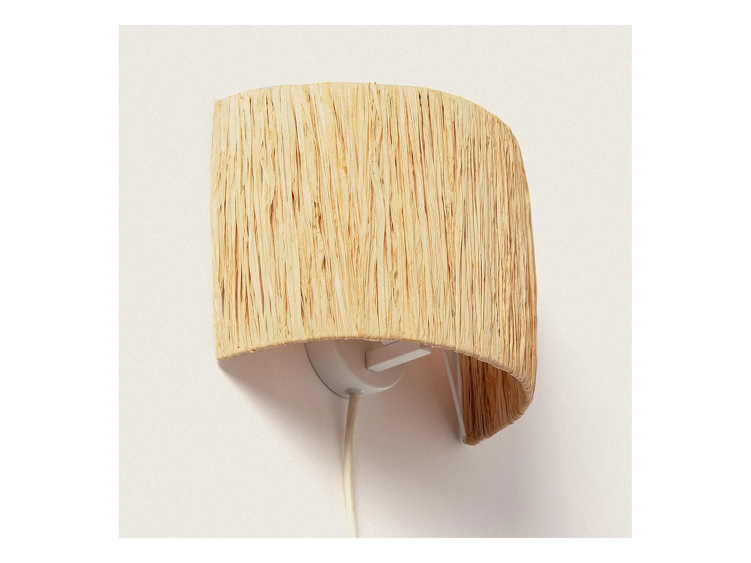 Lámpara de Pared Metal y Rafia Yubo Natural