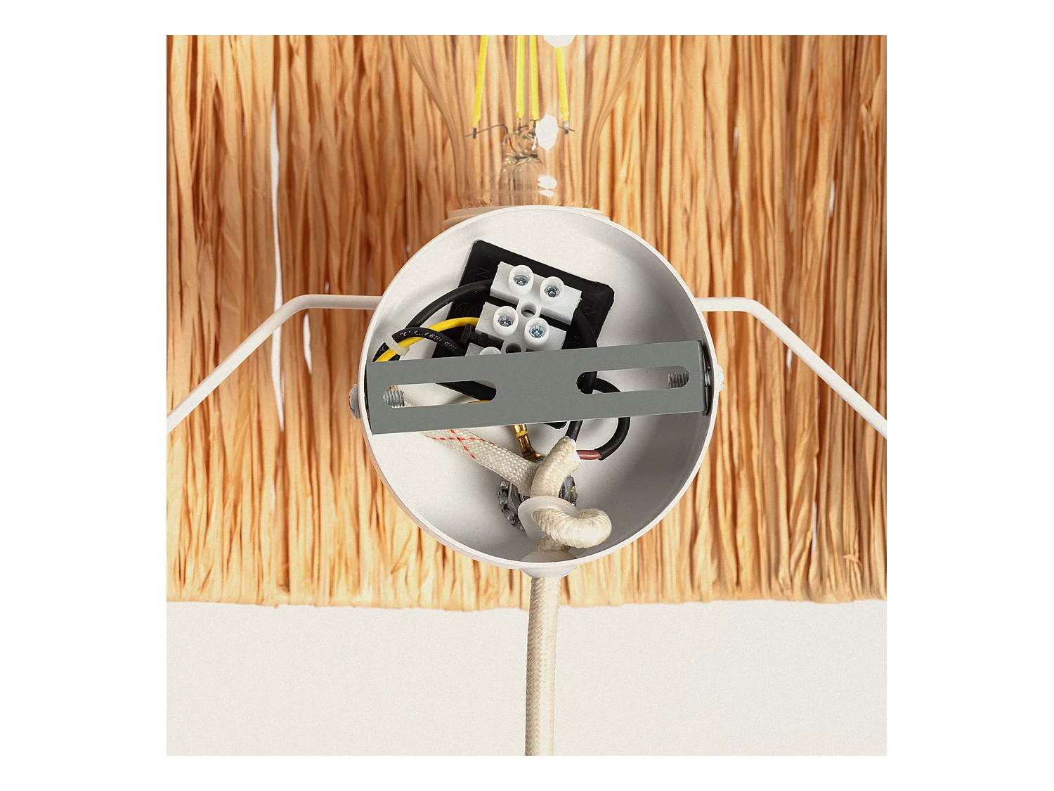 Lámpara de Pared Metal y Rafia Yubo Natural