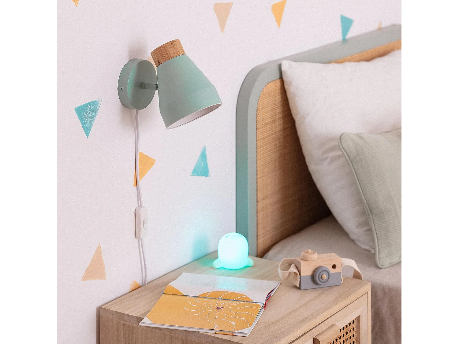 Lampada da Parete Metallo e Legno Lypo Verde Celadon