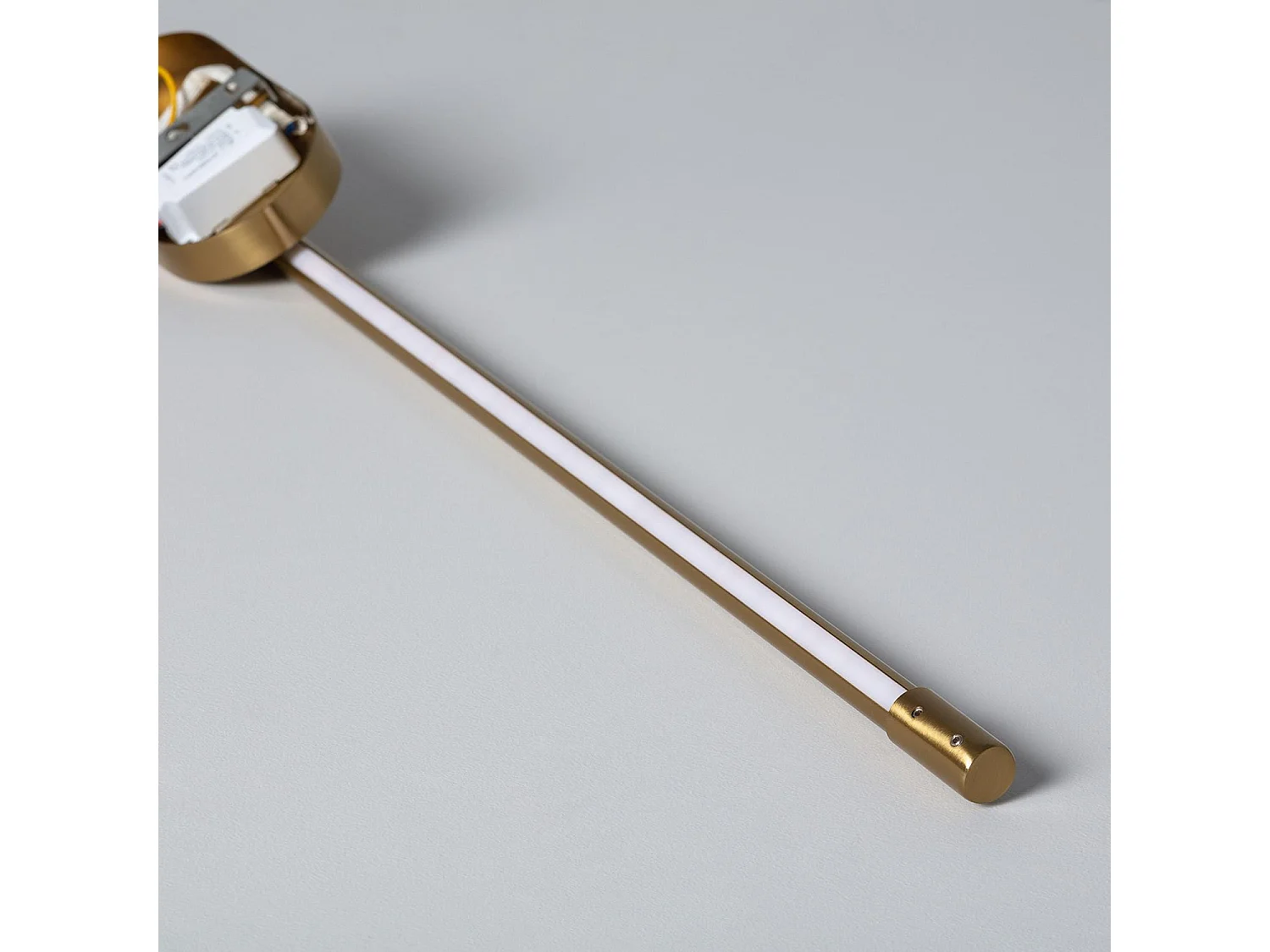 Applique da Parete in Metallo LED 8W BeLight Oro