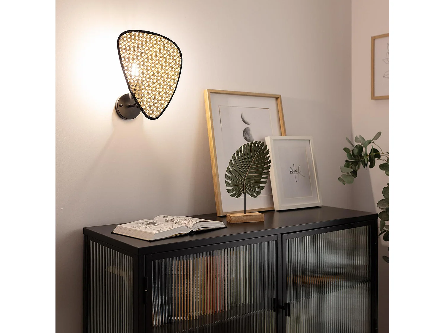 Applique da Parete in Rattan Palma Nero