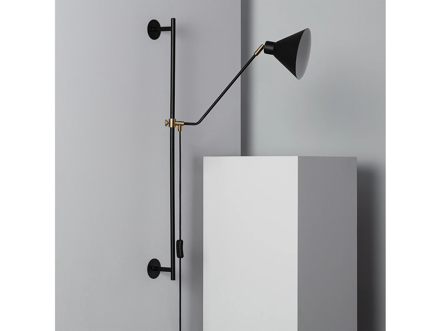 Lámpara de Pared Orientable Metal Oga Negro