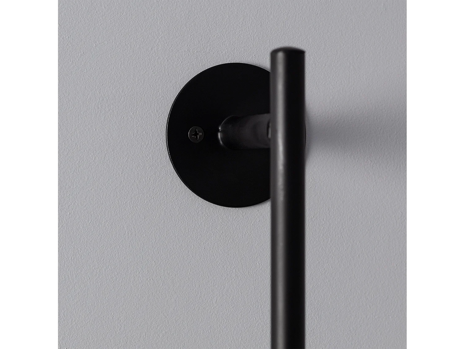 Lámpara de Pared Orientable Metal Oga Negro