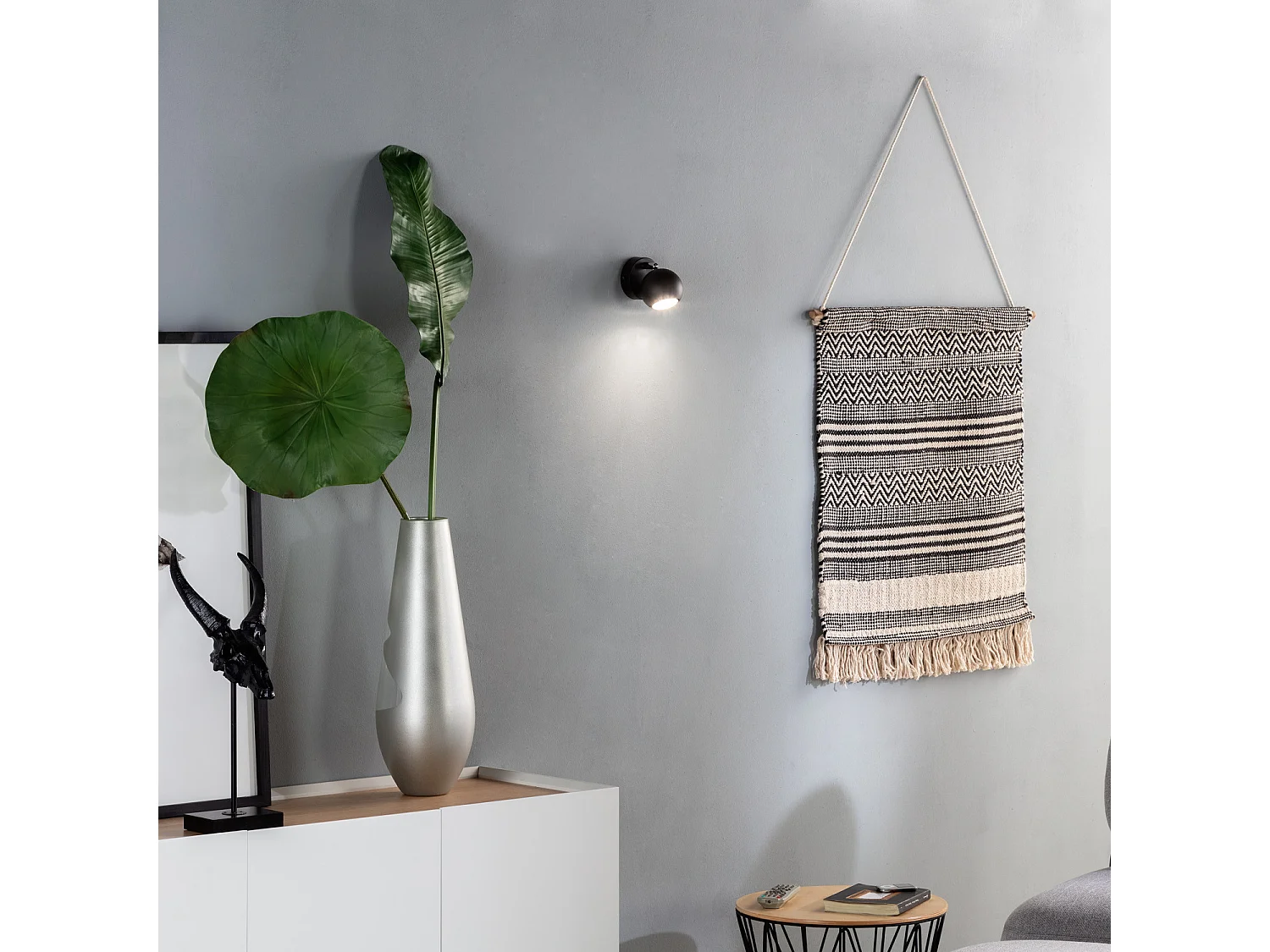 Lampada da Parete in Alluminio Orientabile 1 Faretto Ates Nero Nero