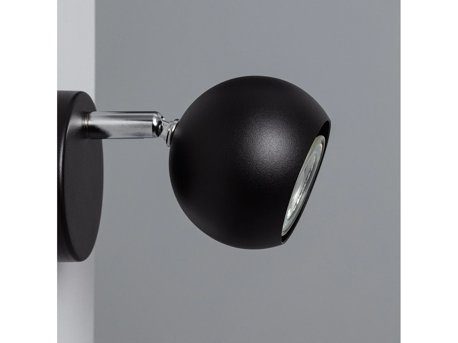 Lampada da Parete in Alluminio Orientabile 1 Faretto Ates Nero Nero